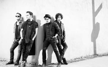 Fall Out Boy – Save Rock And Roll