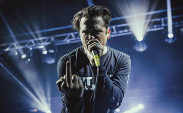 Amity-live-main