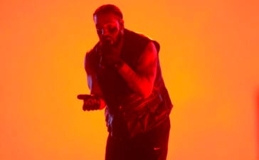 Drake’s Sydney Show Looked Less Like a Concert and More Like a GoFundMe Convention