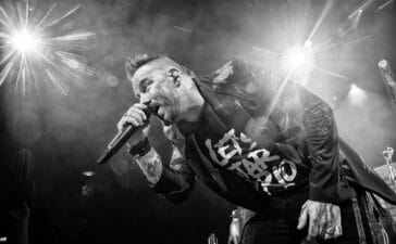 Adam Gontier of Three Days Grace | Photo - Frank Hoensch (Redferns)