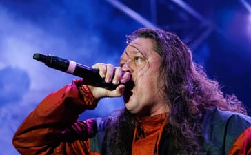 Polaris perform at Life's a beach