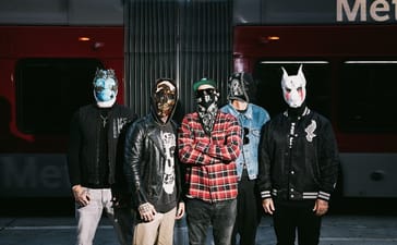 Hollywood Undead 1x1