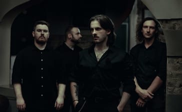 Broken Earth Burdekin Hotel Sydney