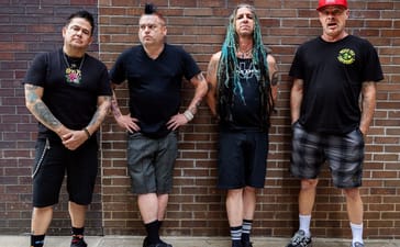 NOFX 40 Years Of Fuckin Up
