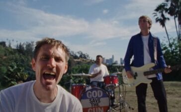 Militarie Gun - Throw Me Away