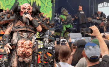 Photo Credit: Barry Brecheisen/Getty Images, @hottakekaren via X