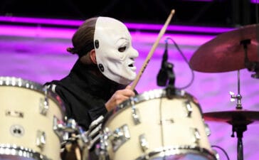 Shawn “Clown” Crahan of Slipknot | Photo by Chelsea Guglielmino (Getty Images)