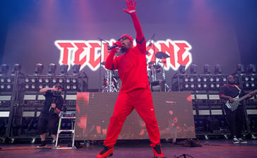 Tech N9ne E-40 Strange Wid It Tour
