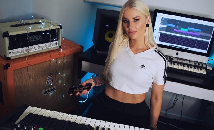 Misstiq: Classically heavy and heavily classic