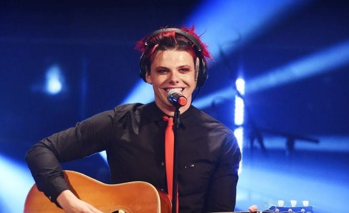 Listen to Yungblud’s mashup of Taylor Swift and Avril Lavigne