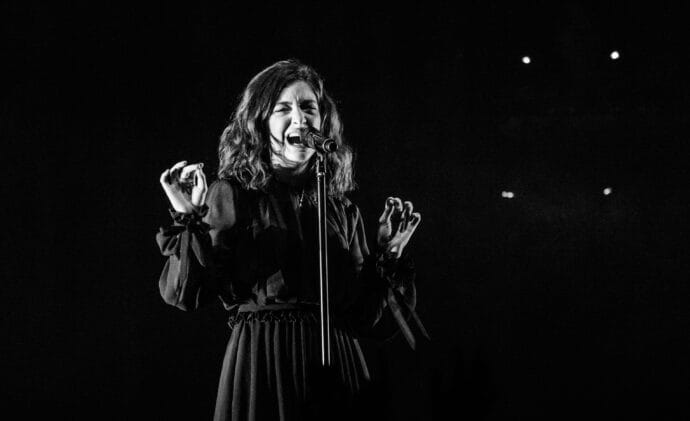 Lorde Teases New Era With Coachella Voice Note: “Everything Is About To Change”