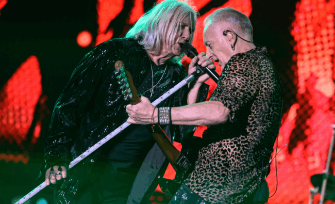 Def Leppard To Be Immortalised With Star on Hollywood Walk of Fame Later This Month
