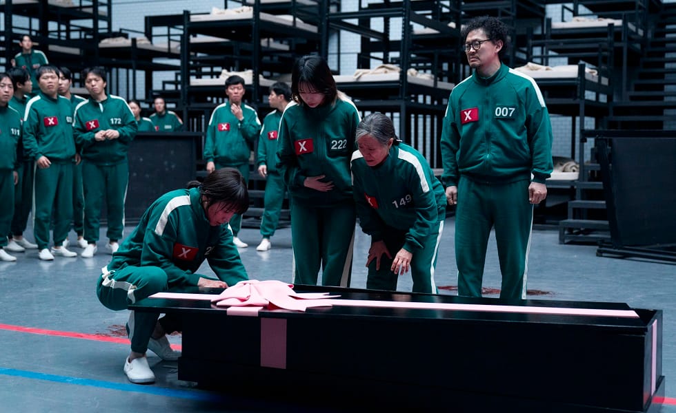 Squid Game 3 Park Sung-hoon as Cho Hyun-ju, Jo Yu-ri as Kim Jun-hee, Kang Ae-sim as Jang Geum-ja, Yang Dong-geun as Park Yong-sik IMAGE: Netflix