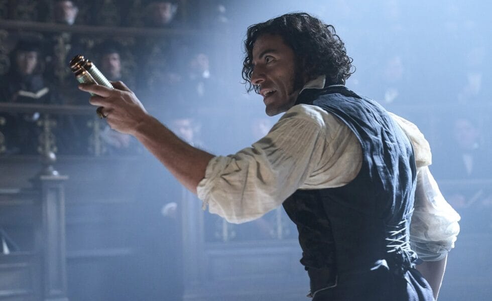 Oscar Isaac in Frankenstein IMAGE: Netflix