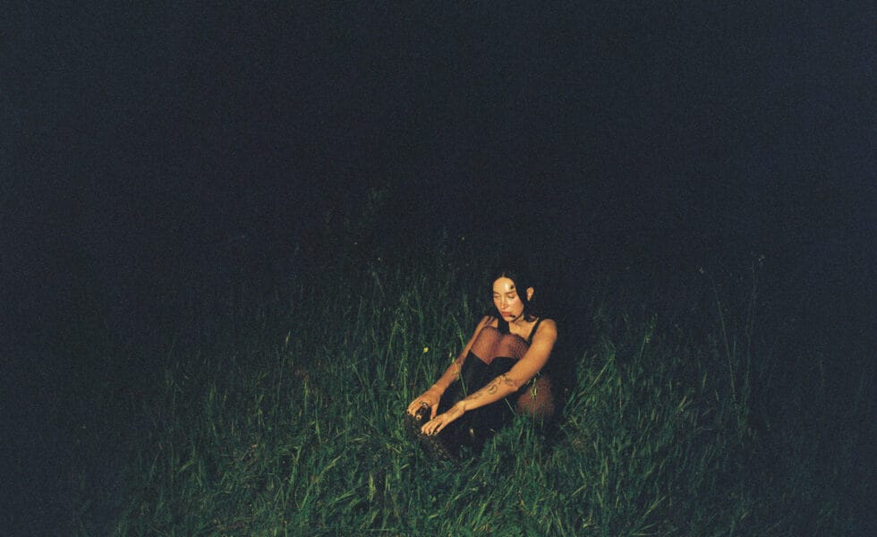 Julia Wolf On Vulnerability & An Australian Tour: "It's Already Booked"