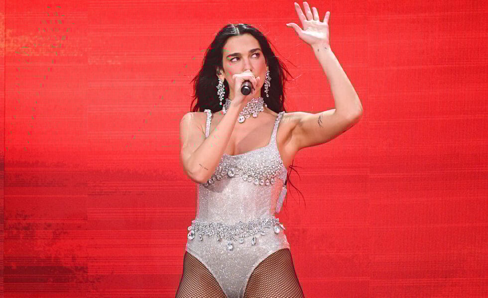 Dua Lipa | Photo by Charles McQuillan (Getty Images)