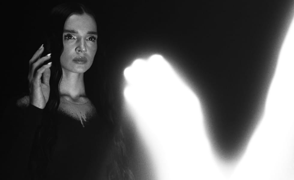 Poppy Shares New Single And Visualiser 'Guardian' From Her New Album 'Empty Hands'