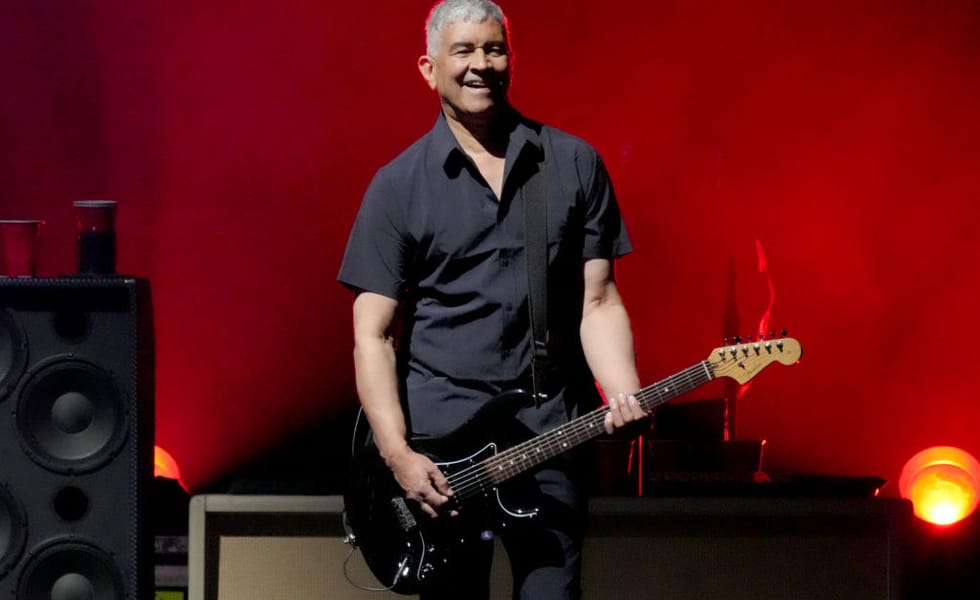 Pat Smear | The Foo Fighters | Photo by Jeff Kravitz (FilmMagic)