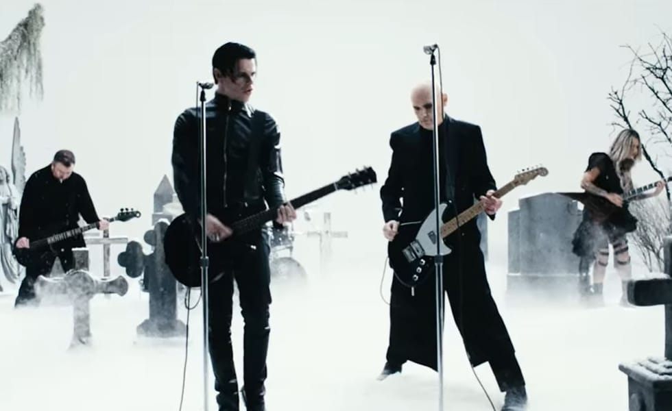 Yungblud | The Smashing Pumpkins | Photo - YouTube