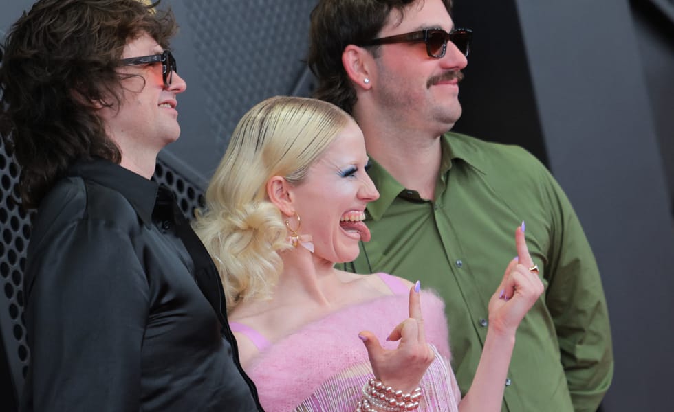 Amyl and the Sniffers