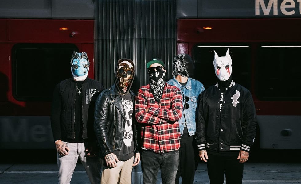 Hollywood Undead 1x1