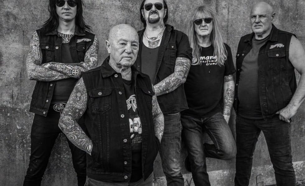 Angry Anderson cardiac arrest