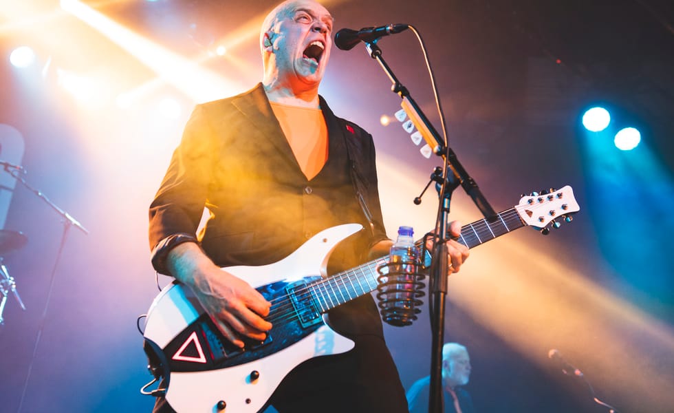 Devin Townsend performing at La Riviera in Madrid in 2023