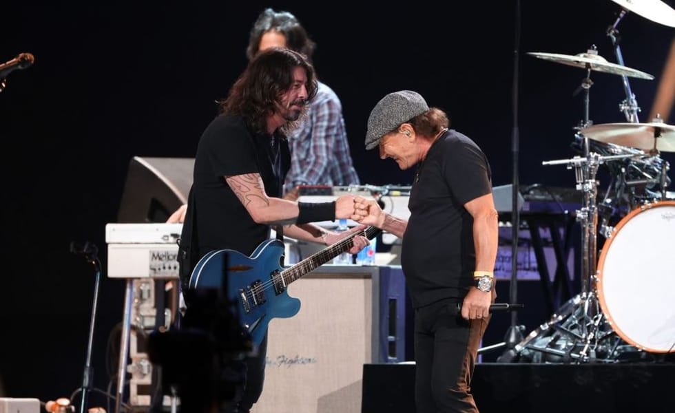 Dave Grohl AC/DC