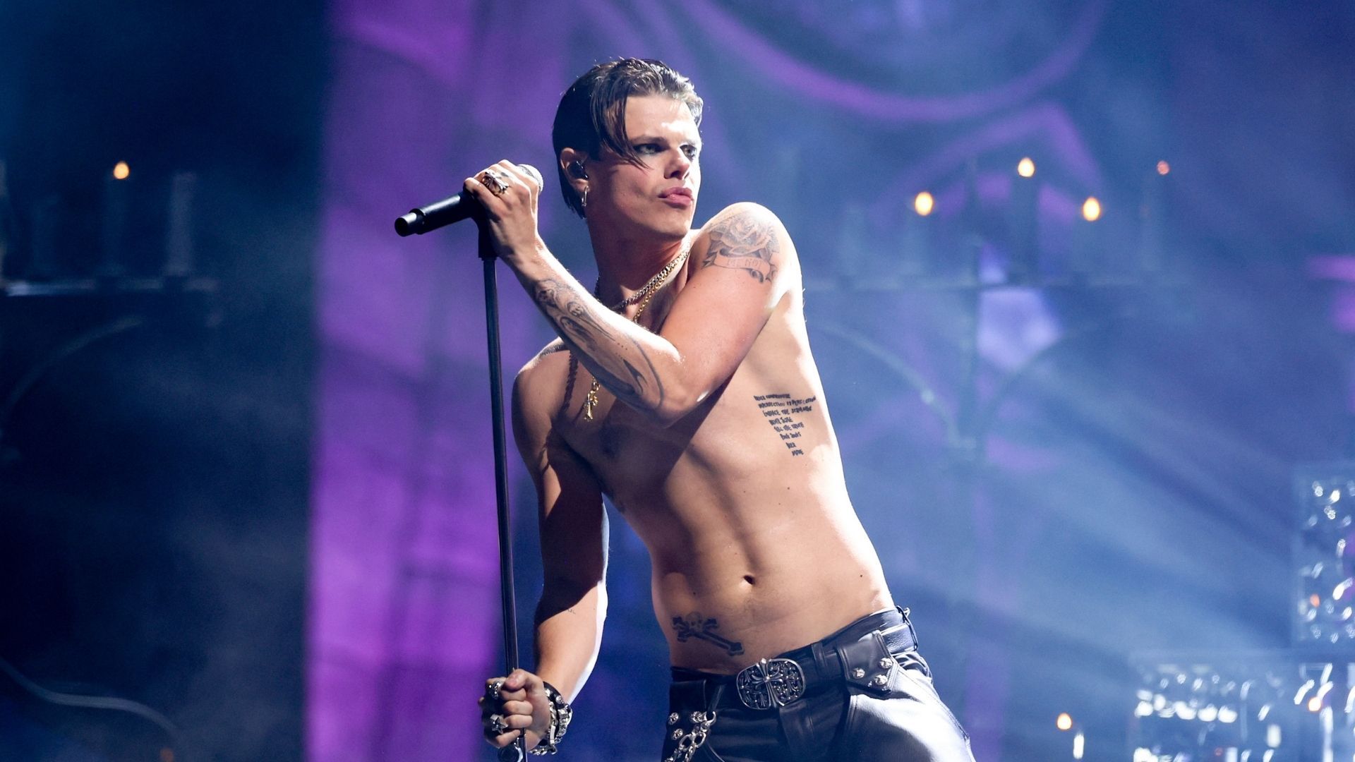 Yungblud Sydney Tour: Set Times, Tickets, Setlist & More