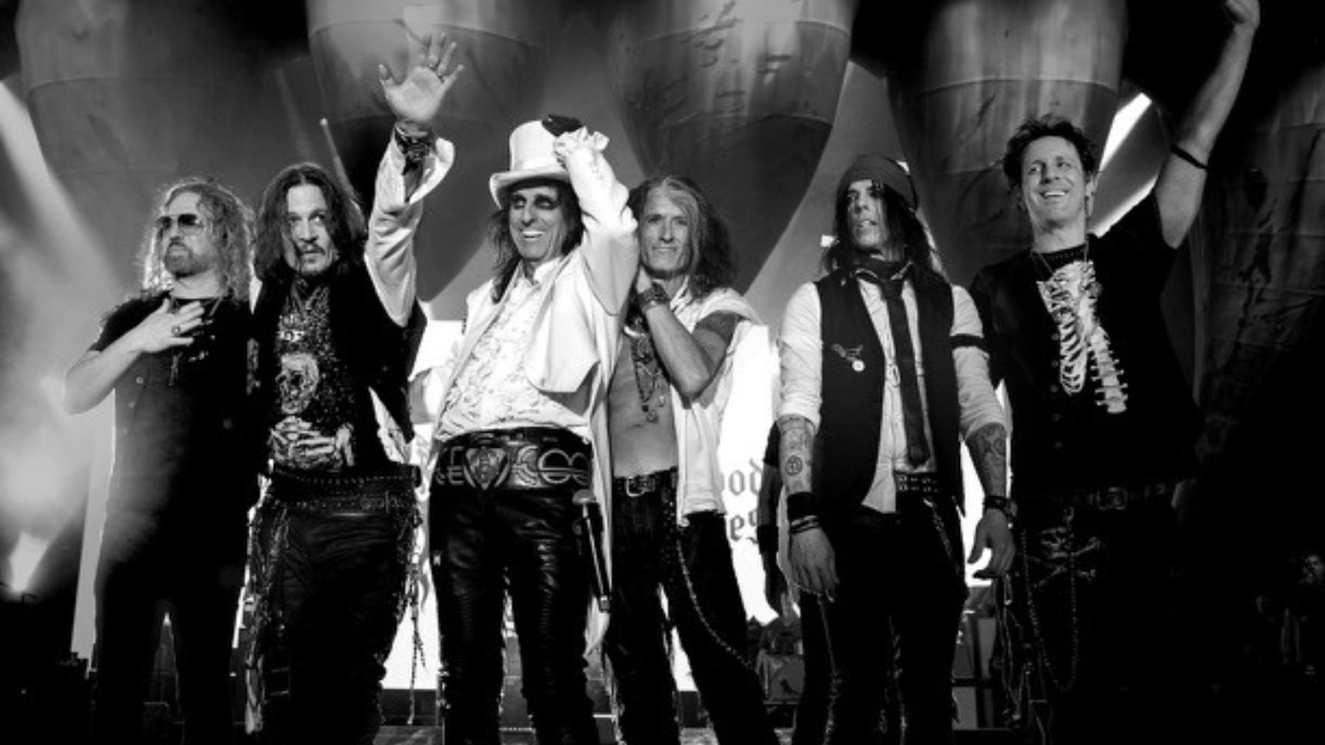 Hollywood Vampires Release Explosive Live Cover Of Ace Of Spades Hollywood Vampires Release Explosive Live Cover Of Ace Of Spades
