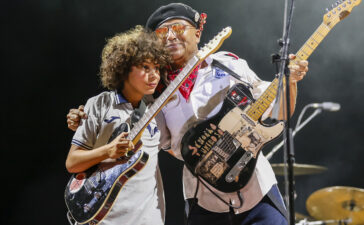 Tom Morello (R) and his son Roman Morello (L)