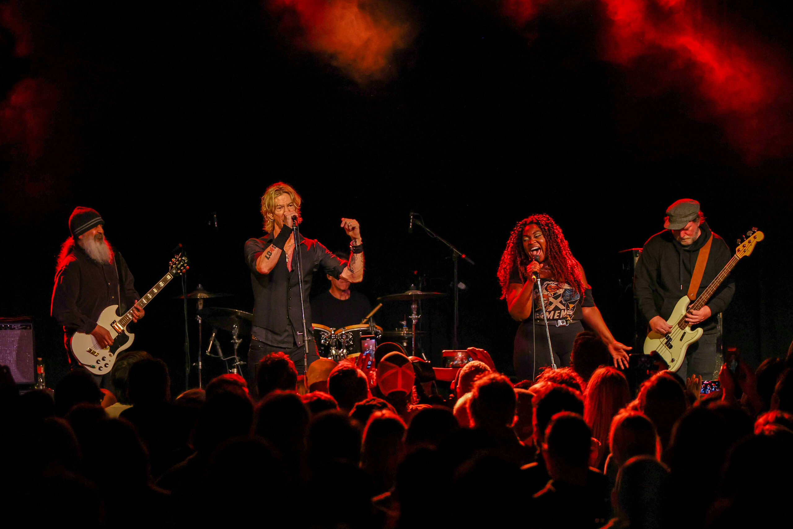 Soundgarden's Surviving Members Reunite for Benefit Show