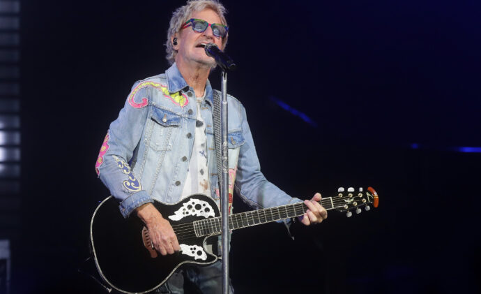 REO Speedwagon Play Their Final Shows at Chicago's Rosemount Theatre