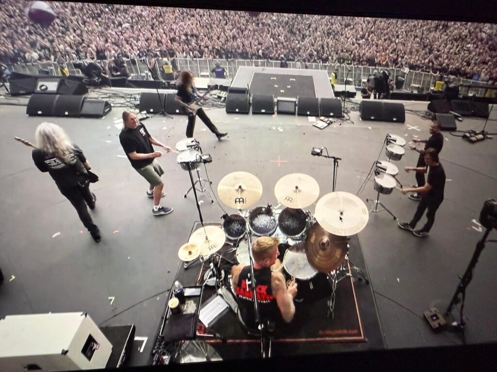 Danny Carey, Eloy Casagrande and Mario Duplantier join Mastodon onstage - Screenshot: backtothebeginning.com