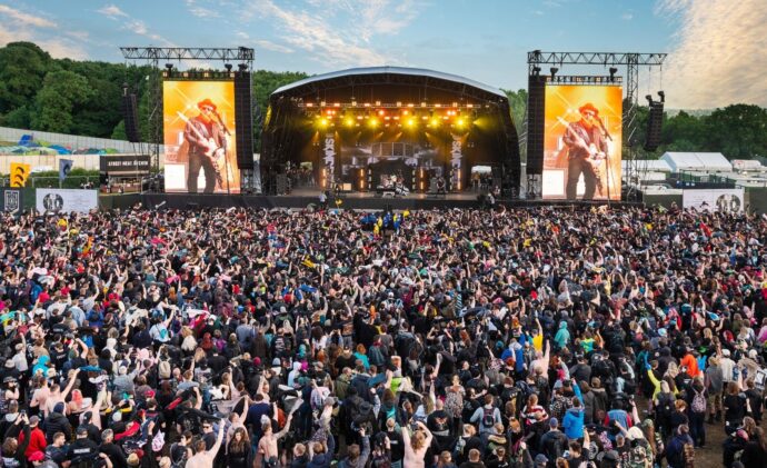 Live Nation's Black Friday Sale Discounts Tickets By 30% To Linkin Park, Architects & More