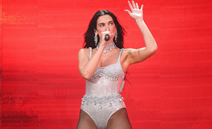 Dua Lipa | Photo by Charles McQuillan (Getty Images)