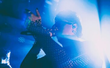 Dayseeker | Photo - Philippa Grosse - 1