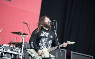 Max Cavalera | Photo by Olly Curtis/Total Guitar Magazine/Future via Getty Images)